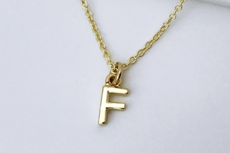 [Ozel] Feminine Glossy Brass Necklace