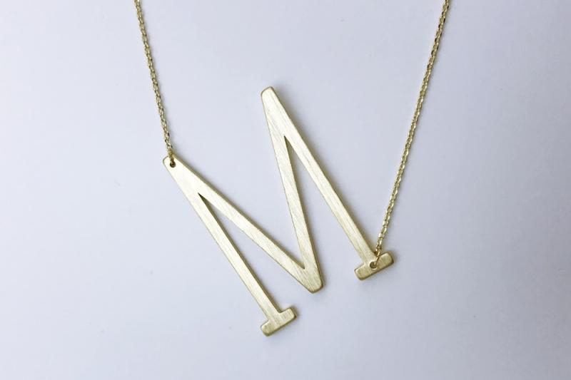 [Ozel] Chic statement necklace