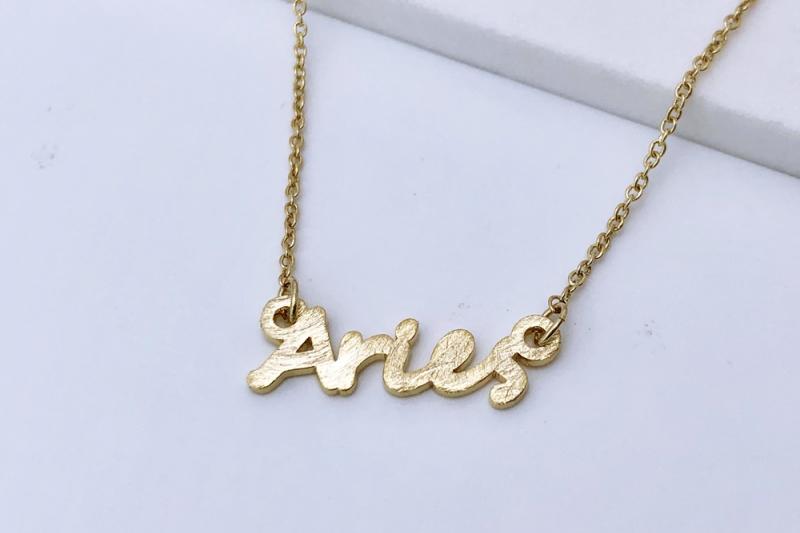 [Ozel] Stylish Necklace