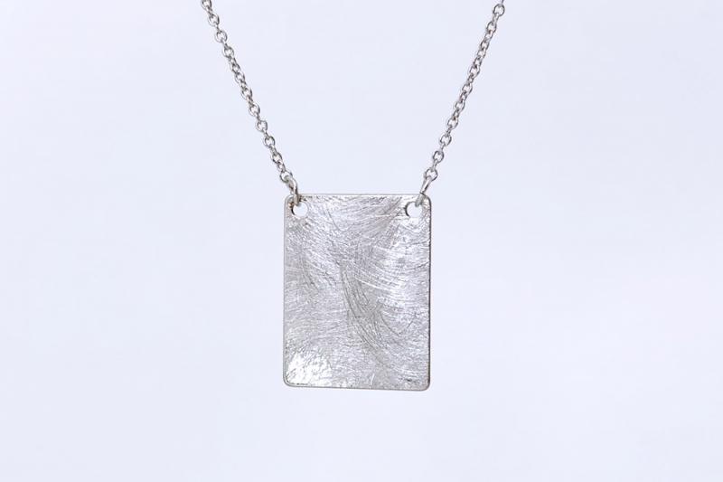 [Ozel] Casual Mood Asymmetrical Curve Necklace