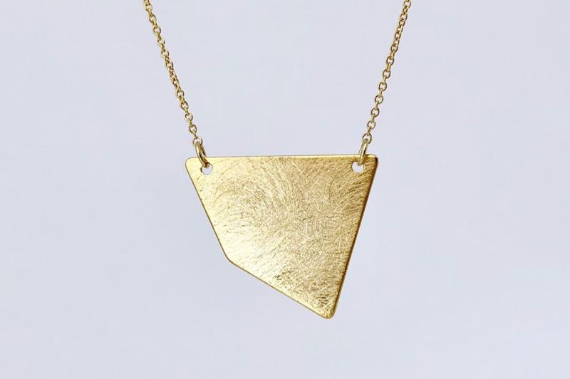 [Ozel] Luxurious Asymmetrical Curve Necklace