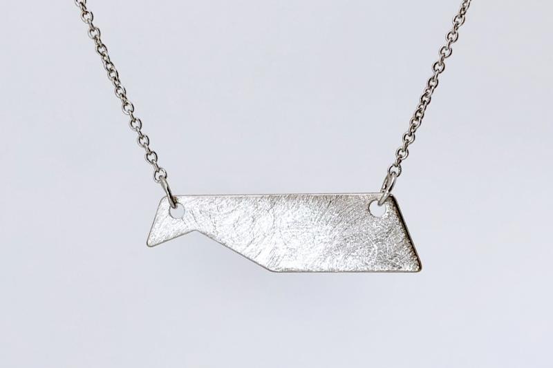 [Ozel] Girlfriend Gift Asymmetrical Curve Necklace