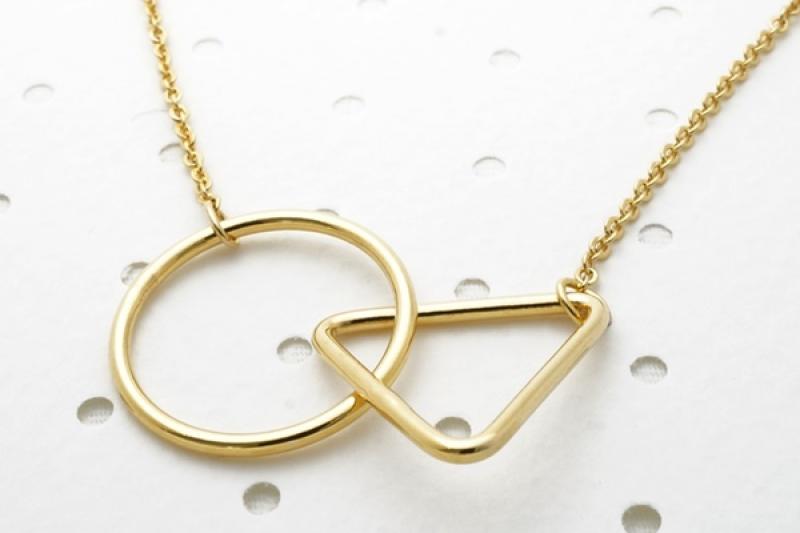 [Ozel] Feminine Glossy Brass Necklace