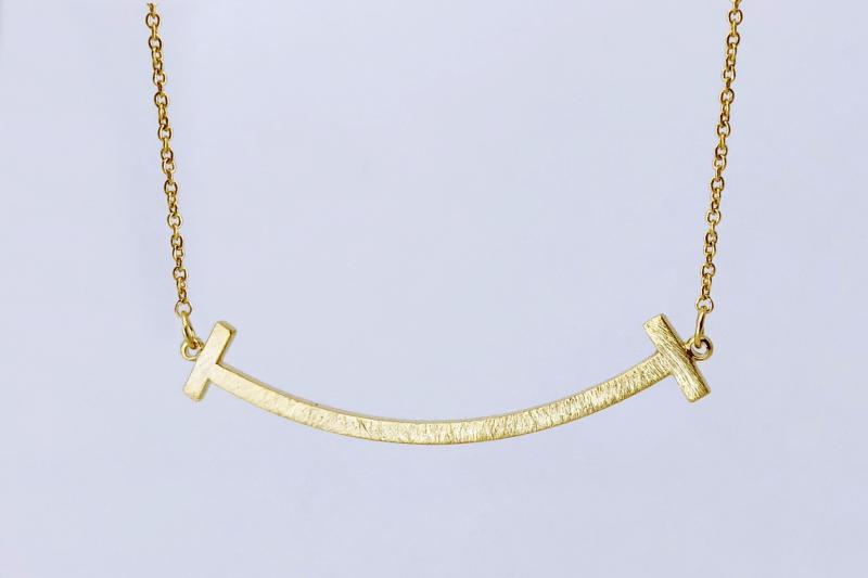 [Ozel] Elegant Asymmetrical Curve Glossy Brass Necklace