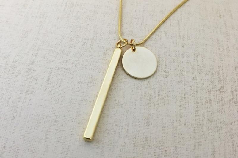 [Ozel] Necklace of Subtle Charm