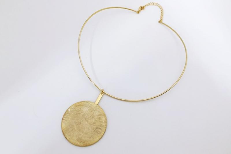 [Ozel] Subtle Charm Asymmetrical Curve Necklace
