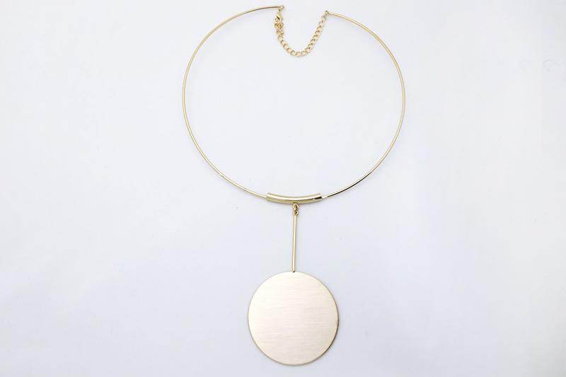 [Ozel] Vintage Vibe Matte Glossy Brass Choker Necklace
