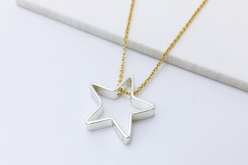 [Ozel] Glossy Brass Necklace with Daily Point