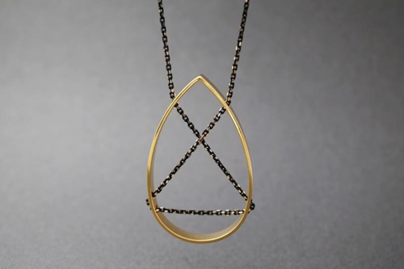 [Ozel] Luxurious Glossy Brass Necklace