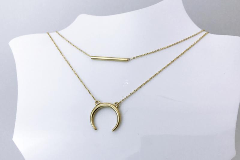 [Ozel] Necklace of Subtle Charm