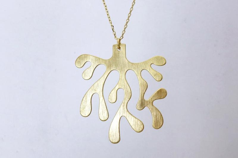 [Ozel] Feminine Glossy Brass Necklace