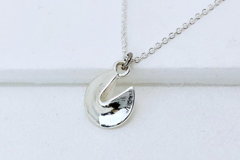 [Ozel] Delicate Fit Necklace