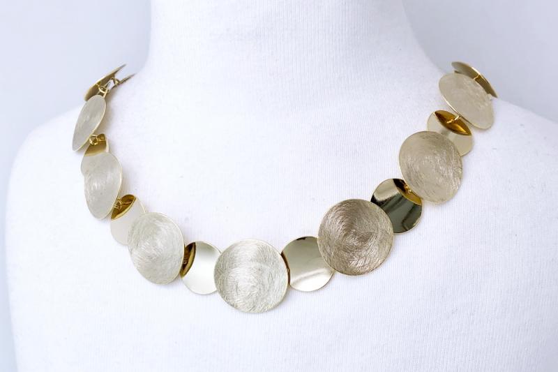 [Ozel] Wedding guest look asymmetrical curve necklace