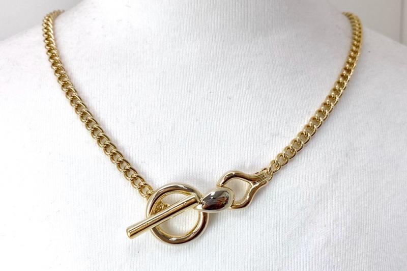 [Ozel] Point Look Glossy Brass Surgical Steel Necklace