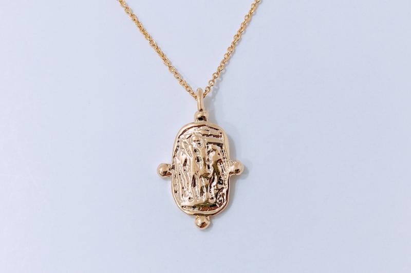 [Ozel] Necklace of Subtle Charm