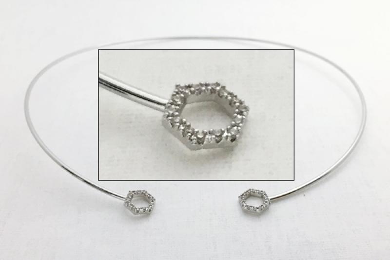 [Ozel] Trendy Glossy Brass Cubic Necklace