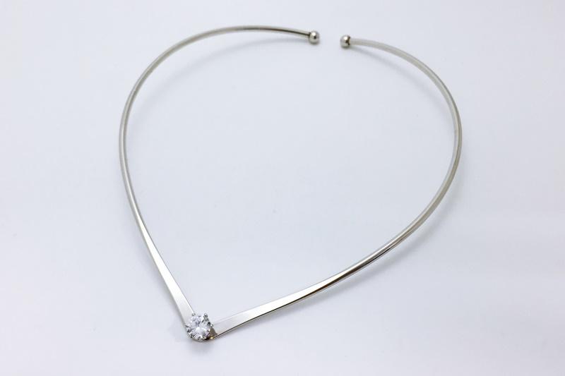[Ozel] Wedding Guest Look Glossy Brass Cubic Choker Necklace