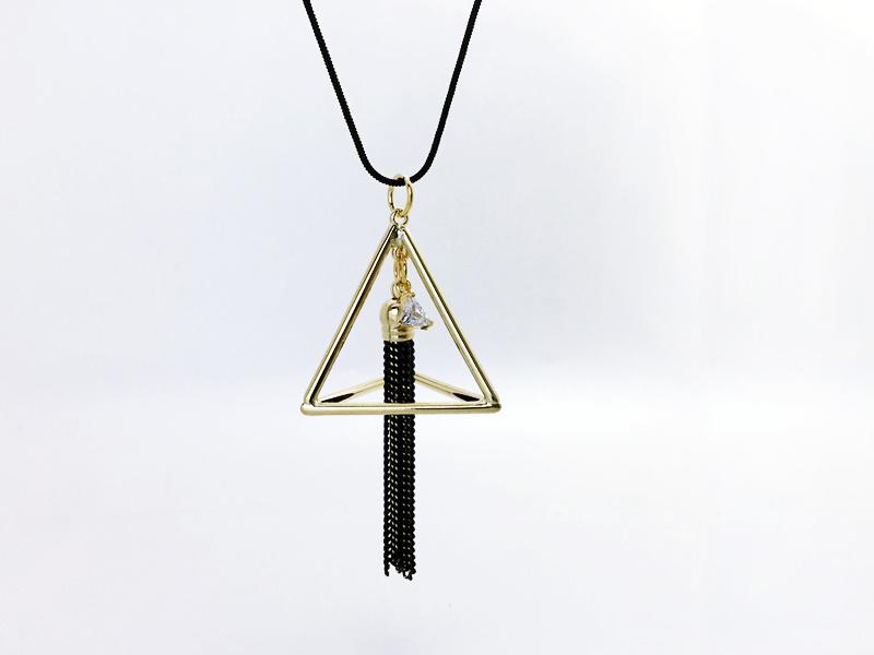 [Ozel] Chic Point Glossy Brass Cubic Necklace