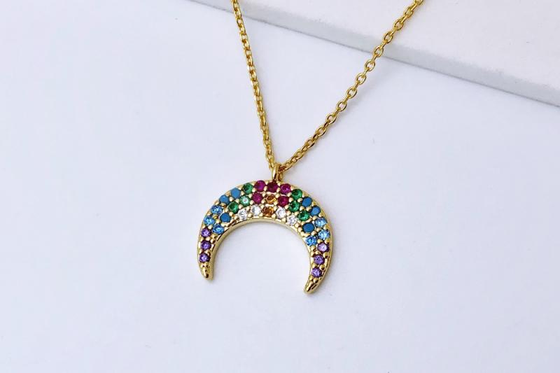 [Ozel] Elegant Glossy Brass Cubic Necklace