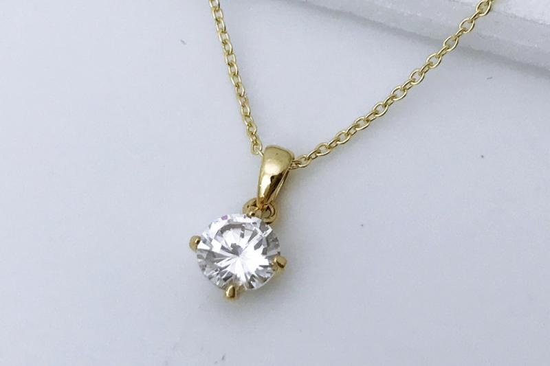 [Ozel] Vintage Vibe Glossy Brass Cubic Necklace