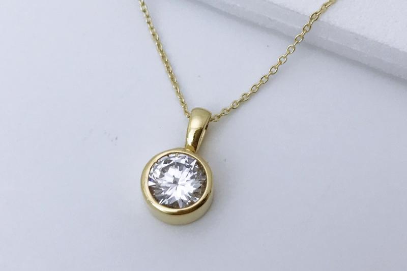 [Ozel] Romantic Mood Glossy Brass Cubic Necklace
