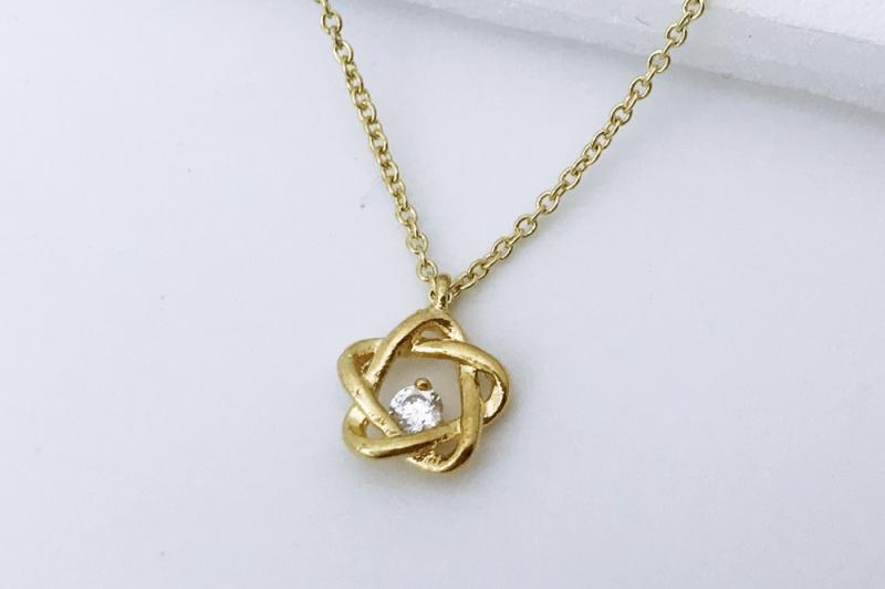 [Ozel] Layered Glossy Brass Cubic Necklace