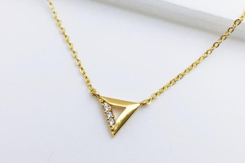 [Ozel] Girlfriend Gift Glossy Brass Cubic Necklace