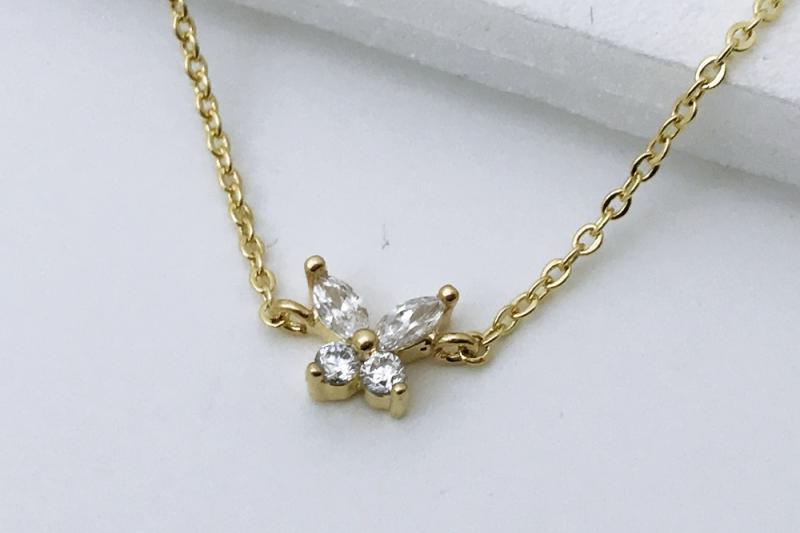 [Ozel] Sophisticated Glossy Brass Cubic Necklace
