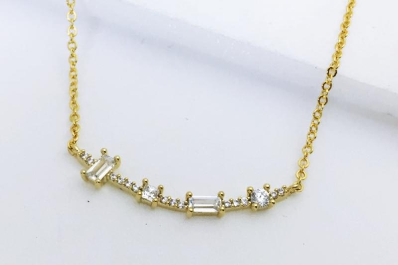 [Ozel] Sensual Glossy Brass Cubic Necklace