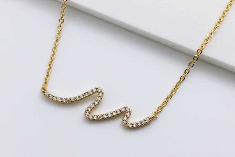 [Ozel] Feminine Glossy Brass Cubic Necklace