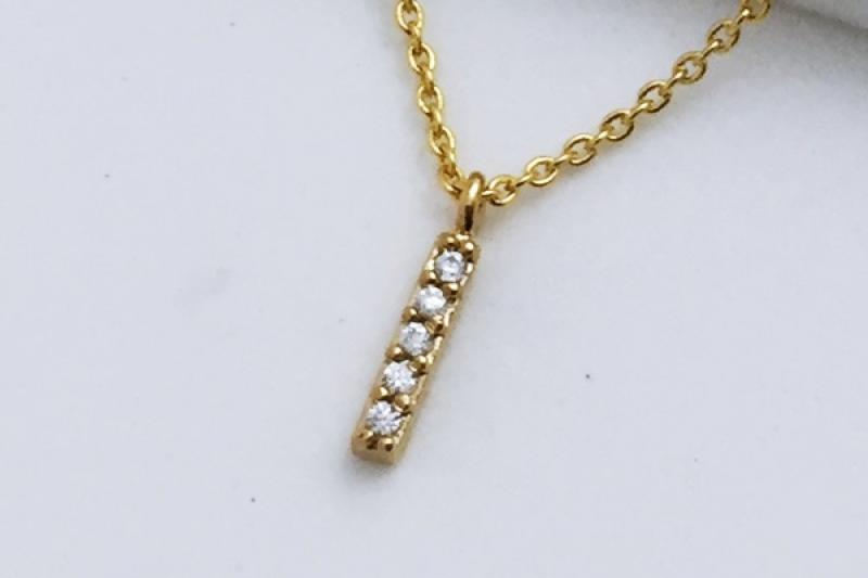 [Ozel] Unique Mood Glossy Brass Cubic Necklace