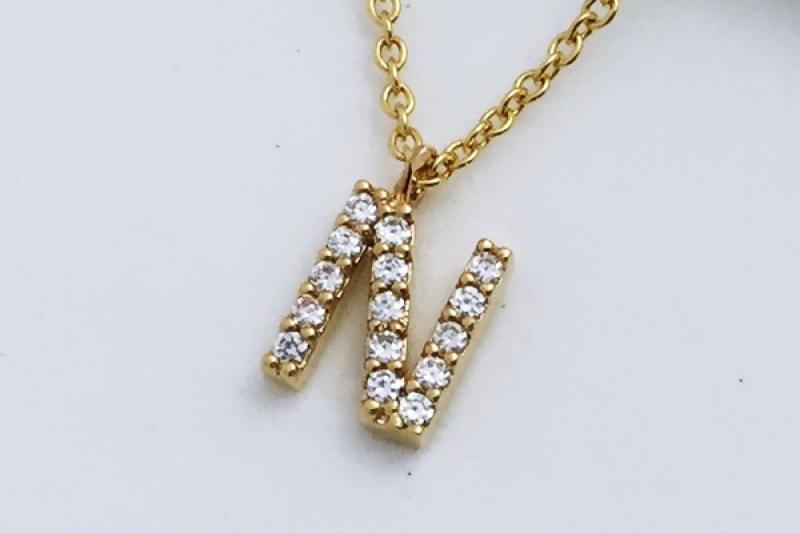 [Ozel] Feminine Glossy Brass Cubic Necklace