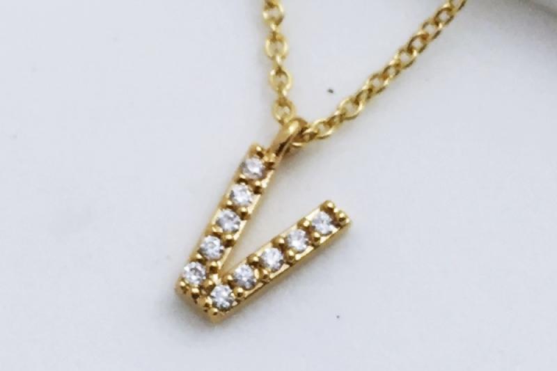 [Ozel] Girlfriend Gift Glossy Brass Cubic Necklace