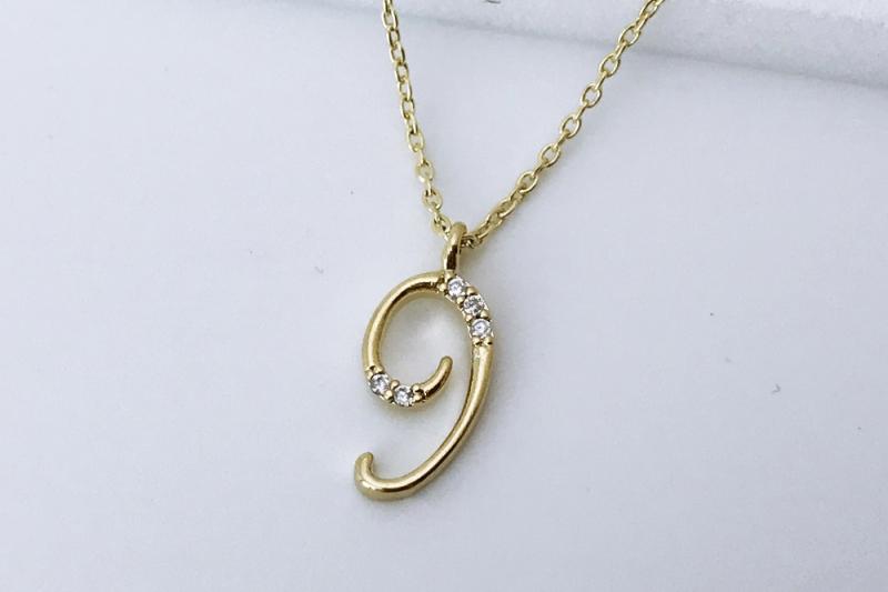 [Ozel] Romantic Mood Glossy Brass Cubic Necklace