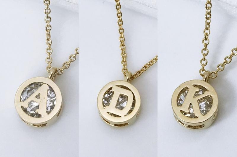 [Ozel] Elegant Glossy Brass Cubic Necklace