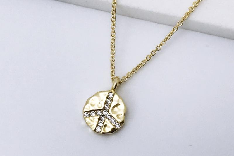 [Ozel] Simple Minimalist Glossy Brass Cubic Necklace