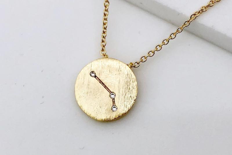 [Ozel] Wedding Guest Look Glossy Brass Cubic Necklace