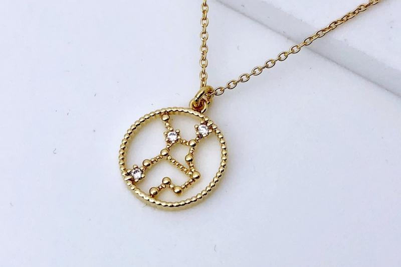 [Ozel] Subtle Charm Glossy Brass Cubic Necklace