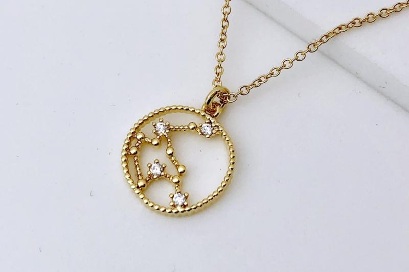 [Ozel] Casual Mood Glossy Brass Cubic Necklace