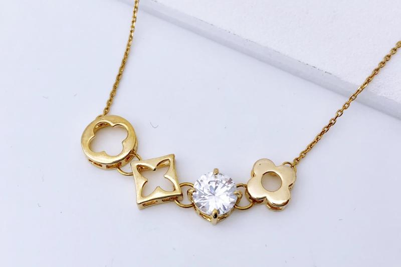 [Ozel] Luxurious Glossy Brass Cubic Necklace