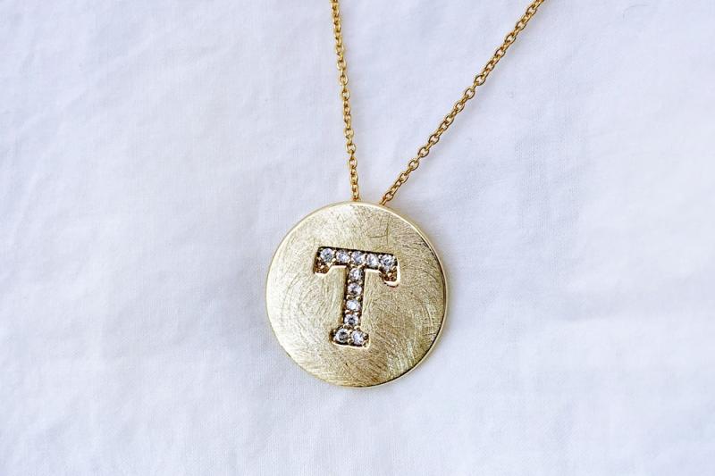 [Ozel] Layered Asymmetrical Curve Glossy Brass Cubic Necklace