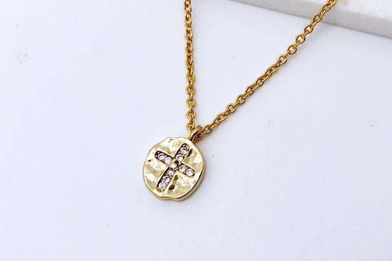 [Ozel] Delicate Fit Glossy Brass Cubic Necklace