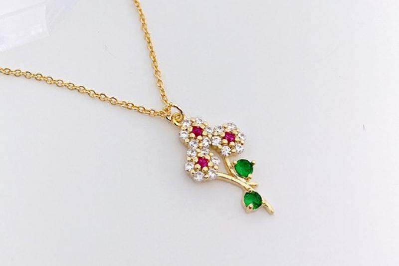 [Ozel] Luxurious Glossy Brass Cubic Necklace