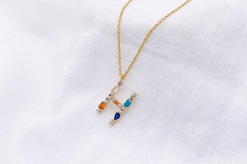 [Ozel] Sensual Glossy Brass Cubic Necklace