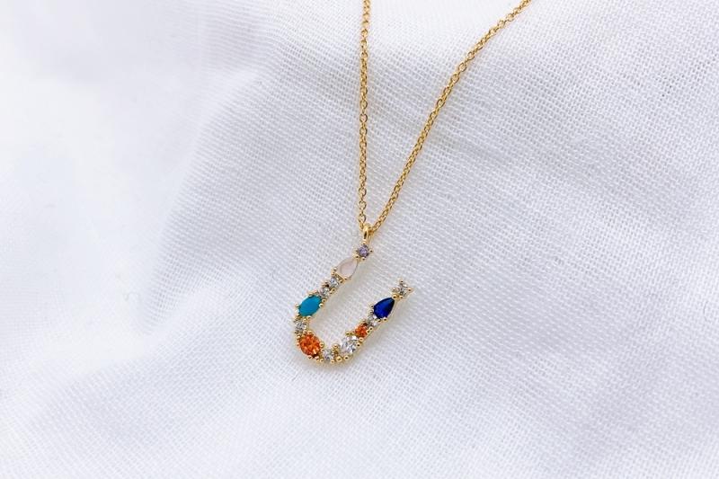 [Ozel] Elegant Glossy Brass Cubic Necklace