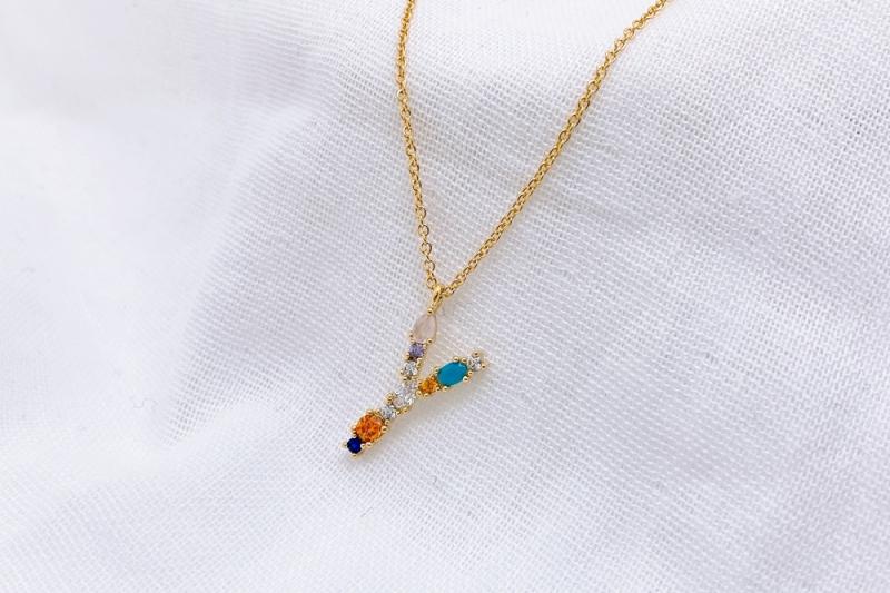 [Ozel] Feminine Glossy Brass Cubic Necklace