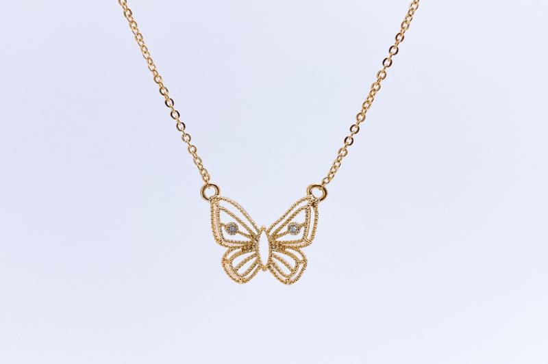 [Ozel] Sophisticated Glossy Brass Cubic Necklace