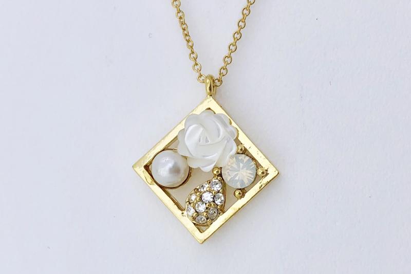 ] Statement Look Brass Necklace [Ozel]