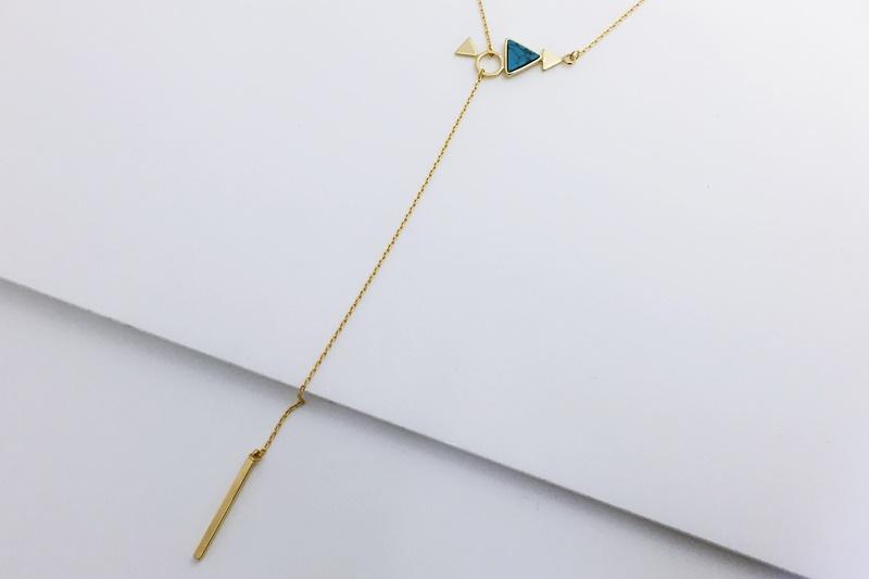 [Ozel] Elegant Glossy Turquoise Gemstone Necklace