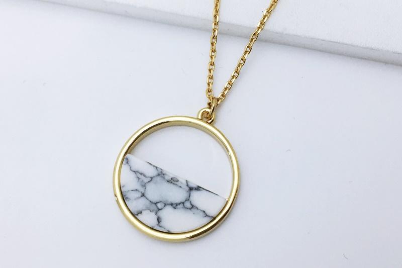 [Ozel] Chic Point Necklace